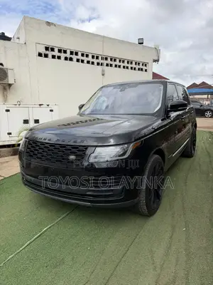 2018 Land Rover Range Rover Vogue Black