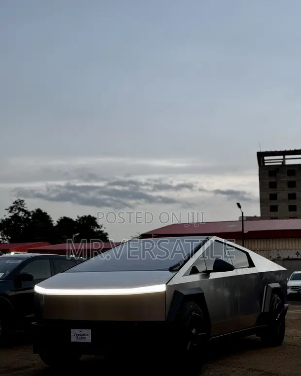 Sabon Tesla Cybertruck Cyberbeast 2025 - 1
