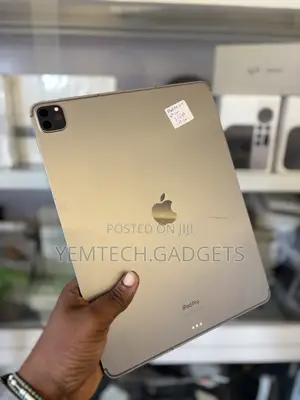 Apple iPad Pro (2022) 256GB Silver