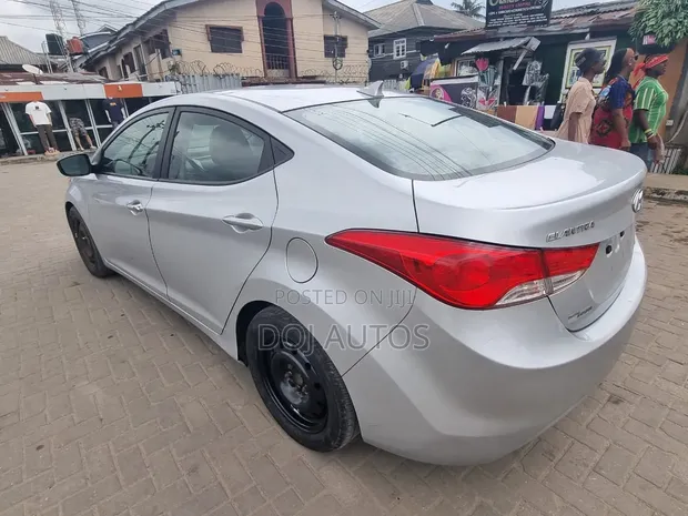 2013 Hyundai Elantra Limited Sedan - Silver - 1