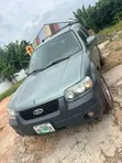 Ford Escape XLS 2005 Green - 1