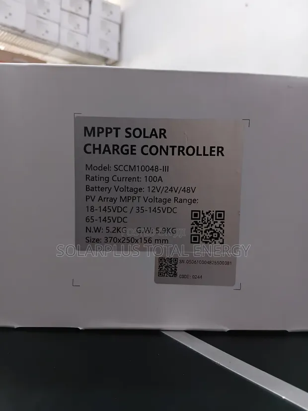 Felicitysolar 100A MPPT Charge Controller - 1