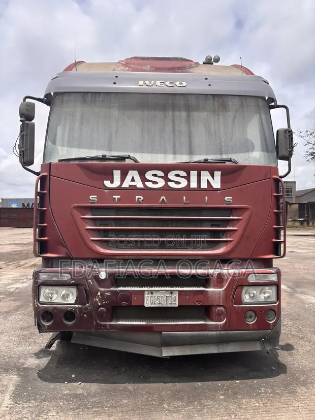 Red Iveco Stralis 430 6x4 Trailer Head - Lagos - 1