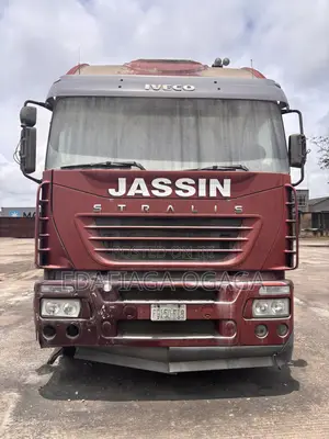 Jakin IVECO Stralis 430 6x4 Ja mai Launi Ja - Legas