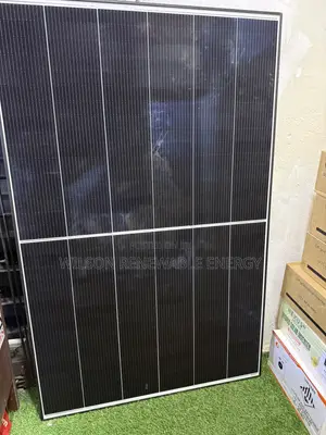 500W Jinko Monocrystalline Solar Panel