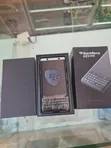 BlackBerry KEYone Bronze Edition 64GB - 4