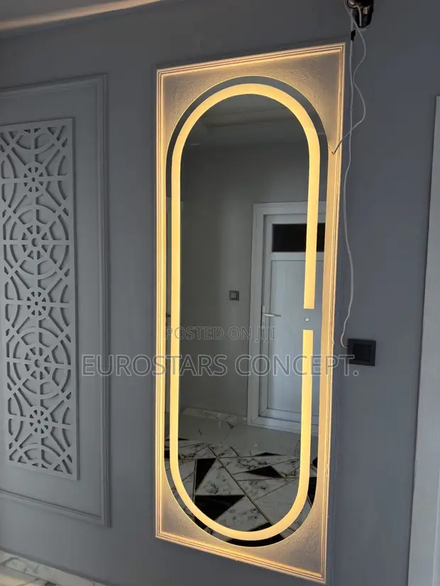 Long Oval Mirror with 3 LED Lights - 1