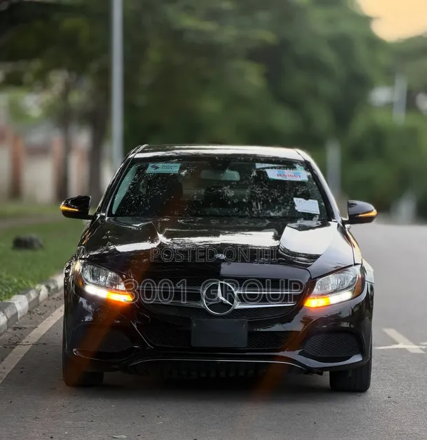 Mercedes-Benz C300 2016 Black - 1