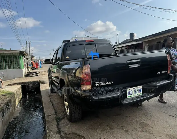 Toyota Tacoma PreRunner 2008 Black - 1