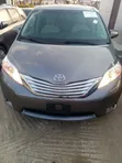 Toyota Sienna LE 8 Passenger 2012 Gray - 1
