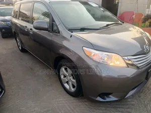 Toyota Sienna LE 8 Passenger 2012 Gray