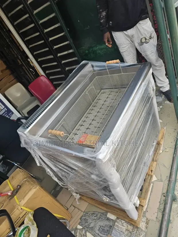 Industrial Deep Fryer - Brand New - 1