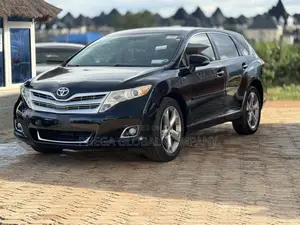 Toyota Venza XLE 2015 Black
