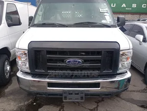 Ford E250 Bus 2014