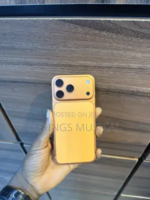 Apple iPhone 17 Pro Max 256GB Orange (Used)