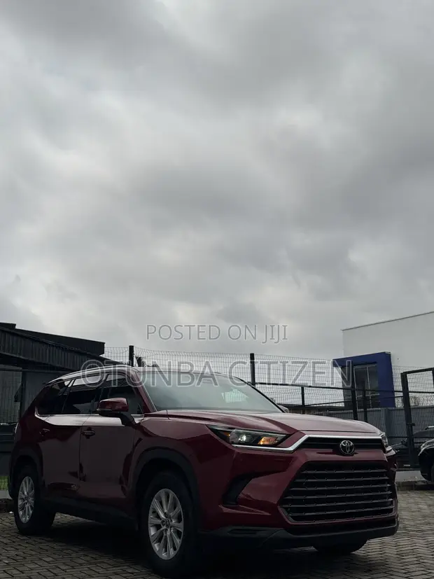 2024 Toyota Grand Highlander XLE AWD Burgundy - 1
