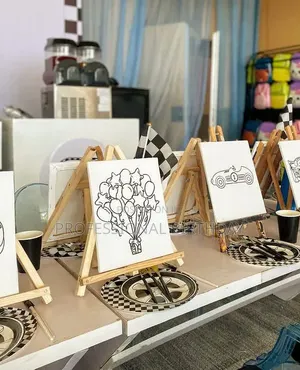 Tabletop Easel for Canvas Painting