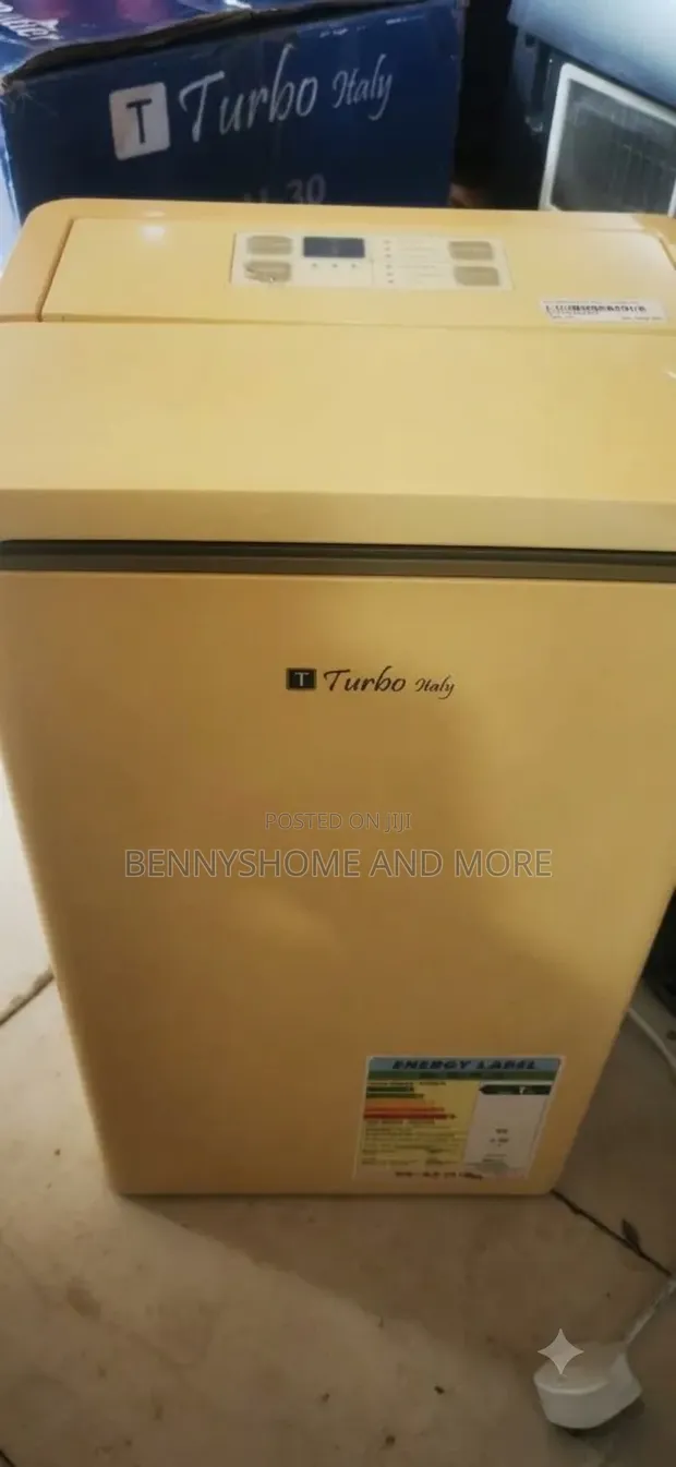 Unbox TURBO Italy TDH-15BC 15L Dehumidifier - 1