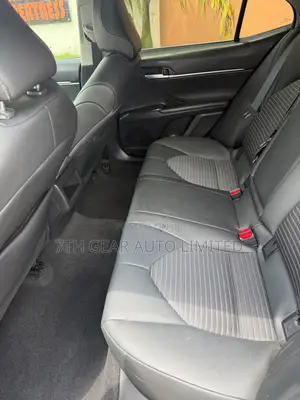 Toyota Camry SE 2023 Gray