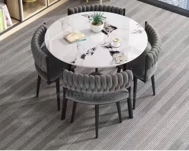 KYC Luxury 4-Seater Circular Dining Table - Marble Top - 1
