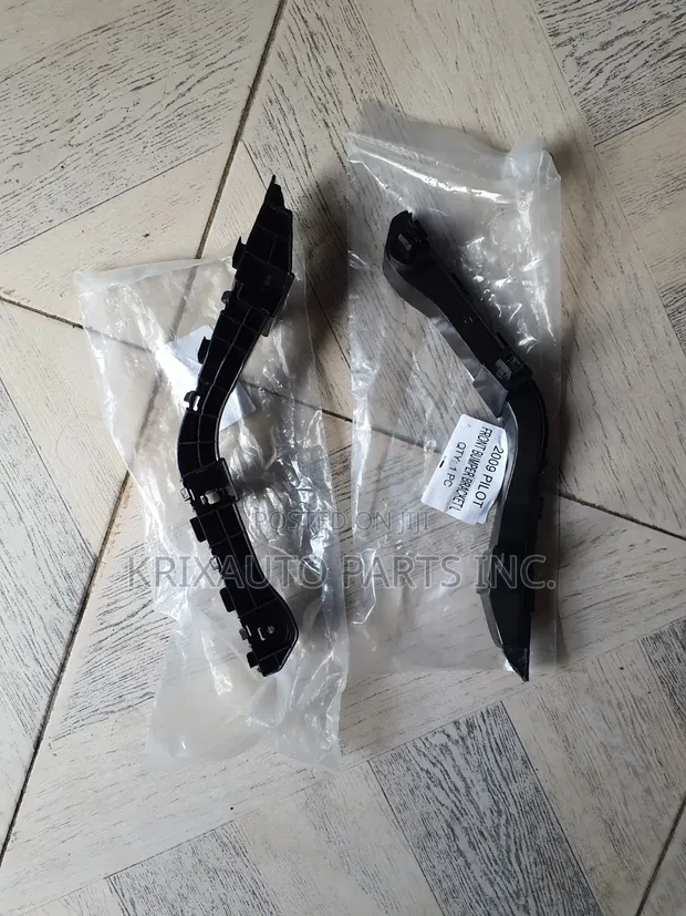 Brand New Honda Pilot Bumper Clip - 1