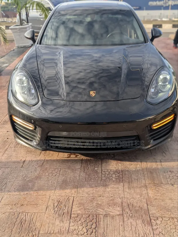 Porsche Panamera GTS AWD 2016 Black - 1