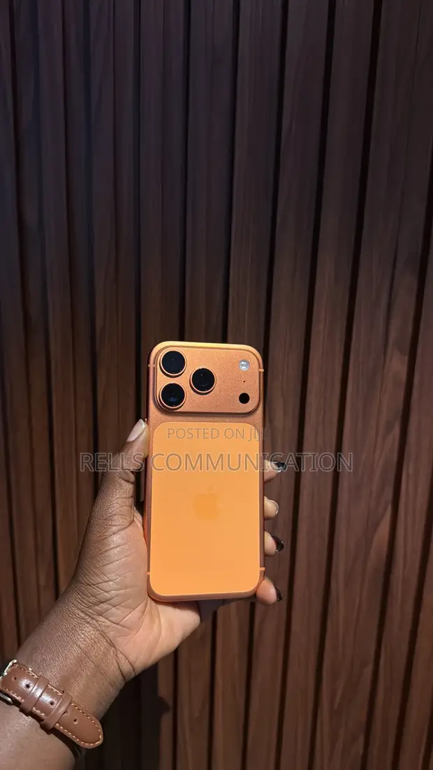 Apple iPhone 17 Pro 256GB Orange - 1
