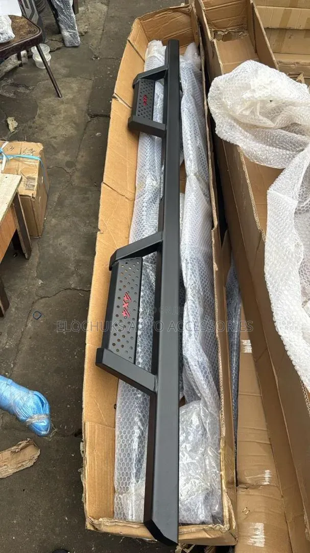 Off-Road Side Steps for Pickup Trucks - 1