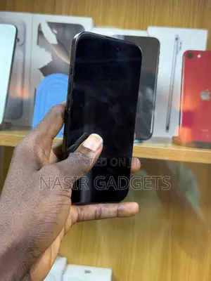 Apple iPhone 16 128GB Black