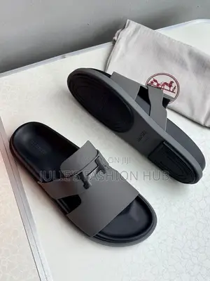 Hermes Palm Slippers - Ingantacce & Jin Dadi