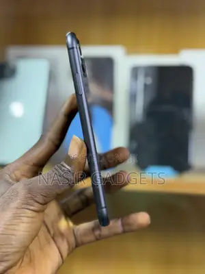 Apple iPhone 11 64GB Black