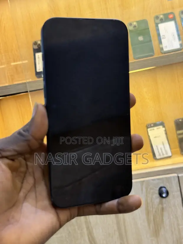 Apple iPhone 15 Plus 128GB Black - 1
