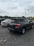Toyota Highlander 2013 Grey - 3