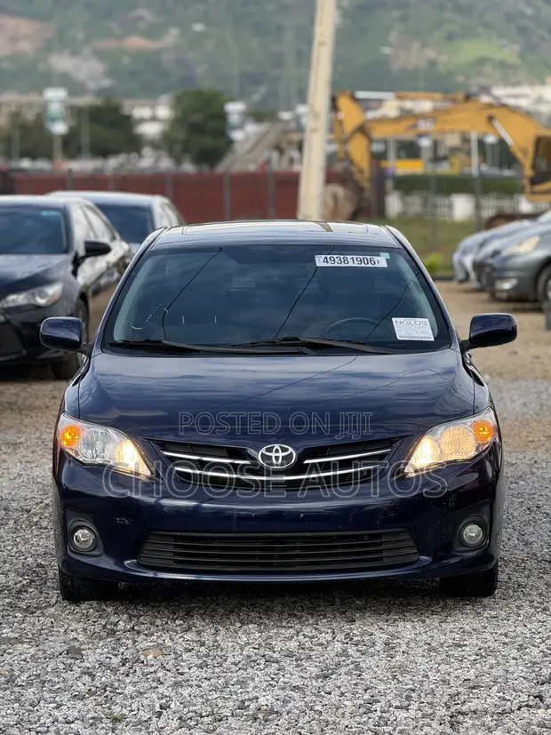 2013 Toyota Corolla LE Special Edition Sedan - 1