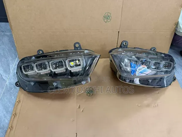 Bugatti Chiron Headlight - Sabon Abu - 1