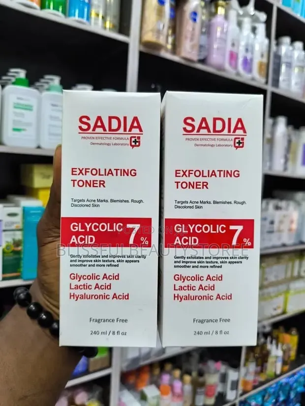 Sadia Exfoliating Toner - 1