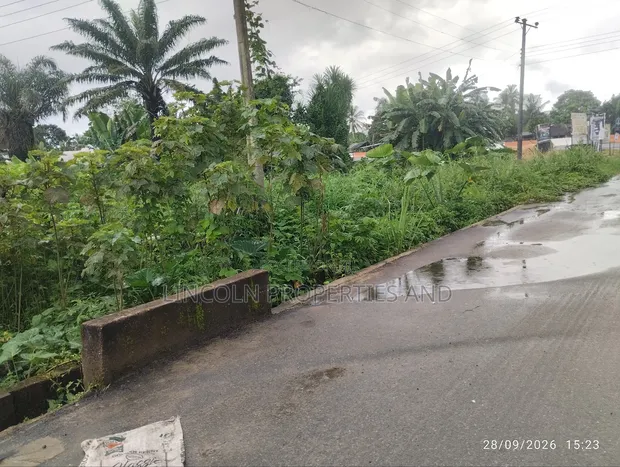 Filin Sukuni 500 SQM kusa da Babban Hawa, Uyo - 1
