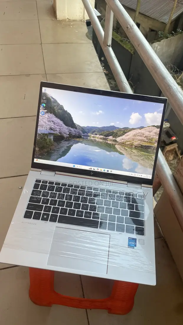 HP EliteBook x360 1040 G9 Laptop - 16GB RAM, 256GB SSD - 1