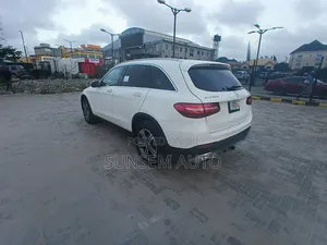 Mercedes-Benz GLC300 2017 White