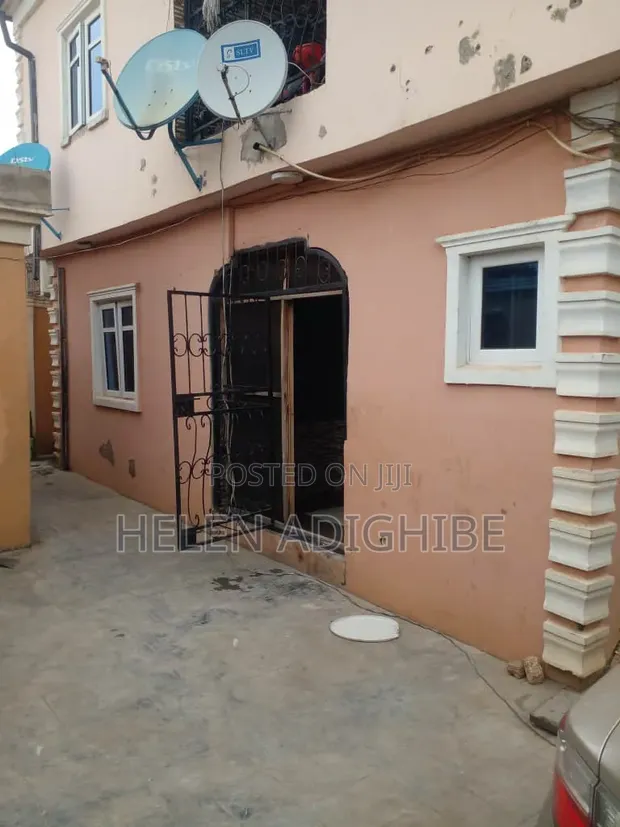 Furnished 2-Bedroom Block of Flats for Rent in Valley View Estate, Iyana Ipaja - 1