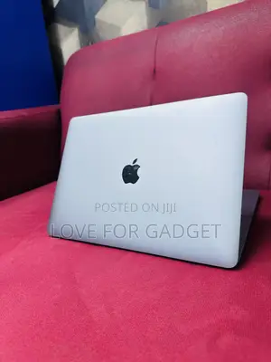 Apple MacBook Pro 2020 M1 8GB RAM 256GB SSD