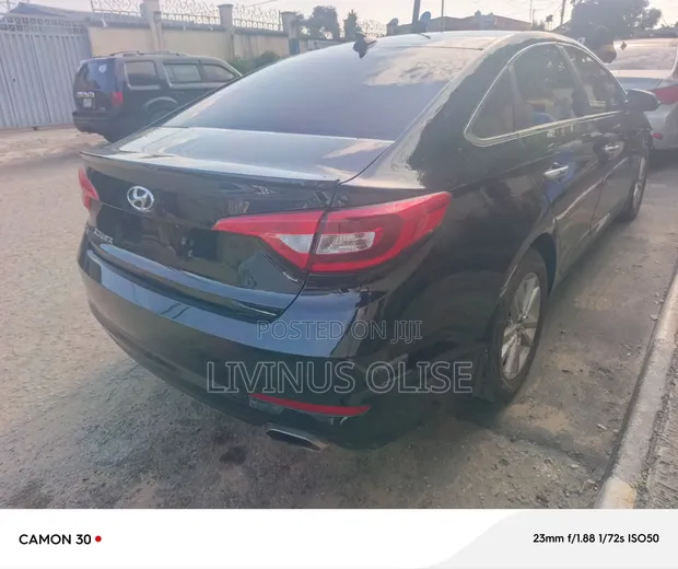 2016 Hyundai Sonata Limited Sedan FWD (2.4L) - 1