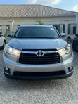 Toyota Highlander XLE V6 4x2 2016 Launin Azurfa - 5