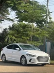 Hyundai Elantra 2017 White - 1