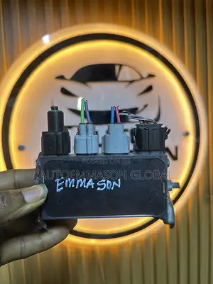 Toyota Glow Plug Control Module (28551-30010)