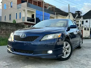 Toyota Camry 2.4 SE Automatic 2008