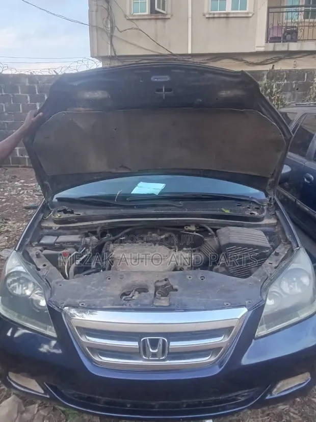 Honda Odyssey 2005 Blue - 1