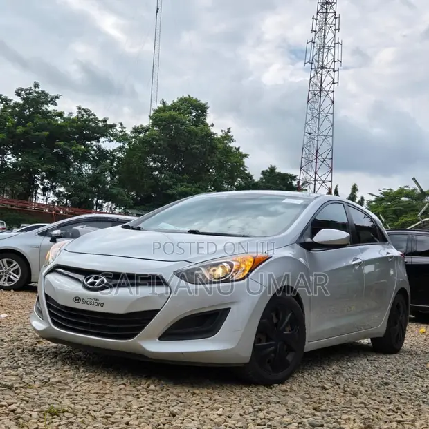 Hyundai Elantra GT 2014 Silver - 1
