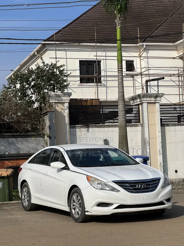 Hyundai Sonata 2013 Fari - 1