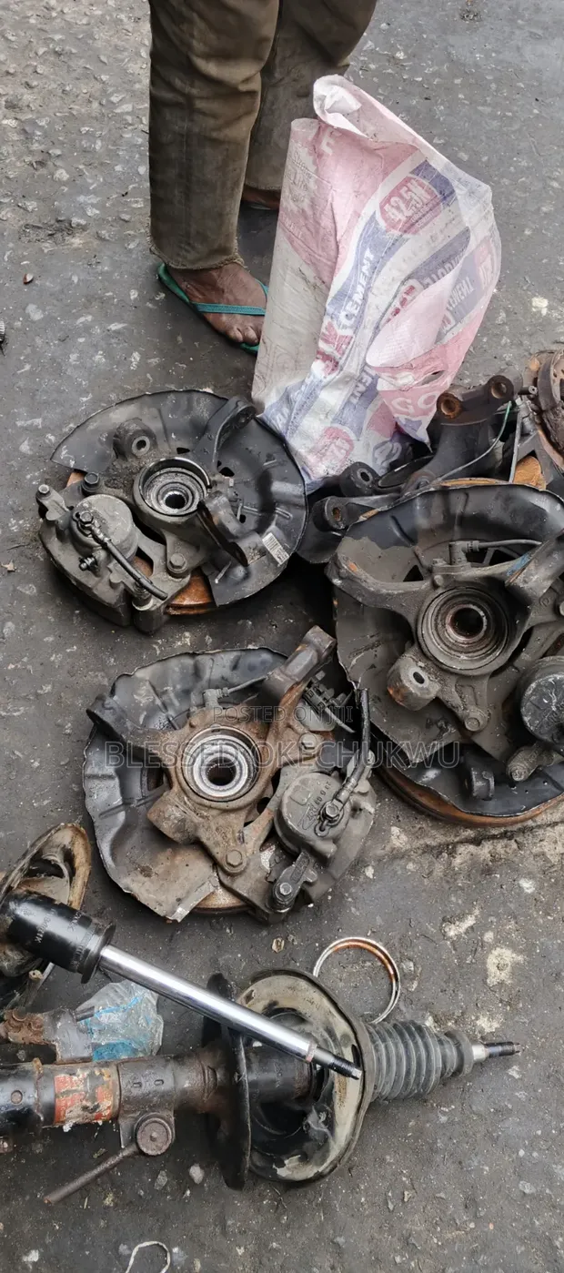 Complete Front Hub for Toyota Camry 2010 - 1